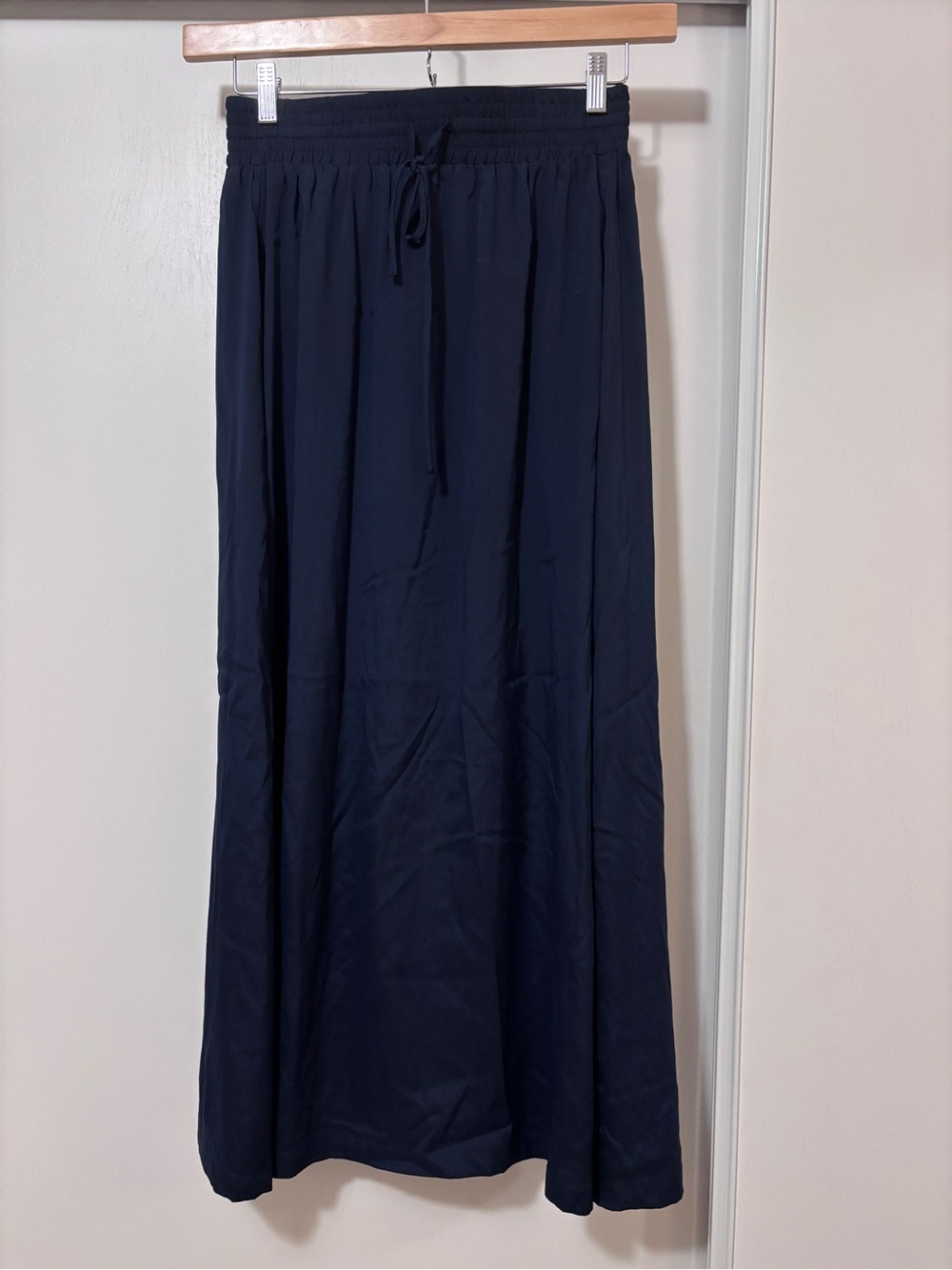 6397 Silk Maxi Skirt Size XS Navy Blue Minimalist Quiet Luxury Elevated Basic